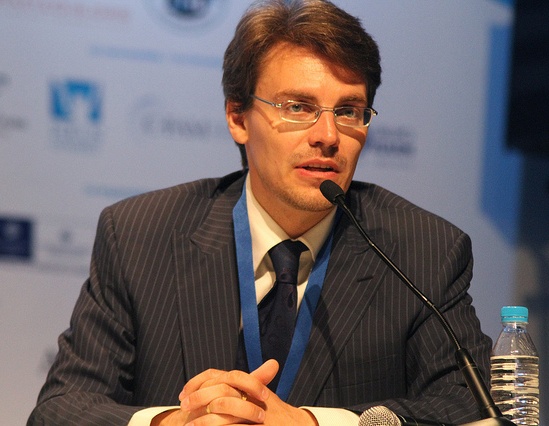 komov